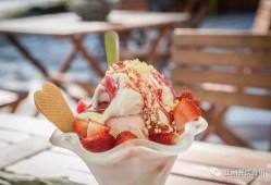 渣渣瓜吃冰激凌,渣渣瓜夏日冰激凌盛宴