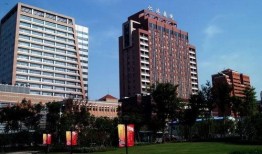 吃瓜上海仁济医院,吃瓜群众揭秘医疗界的“瓜田”趣事