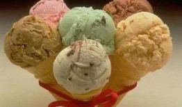 渣渣瓜吃冰激凌,渣渣瓜夏日冰激凌盛宴