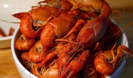 小龙虾吃不吃瓜,瓜界的新宠，还是瓜农的噩梦？