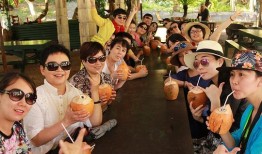 米公主吃瓜,米公主的瓜田奇遇记