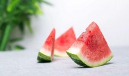 梦见别人吃坏瓜