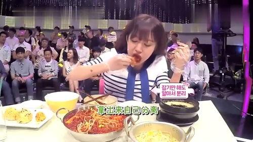 吃货直播吃鸡瓜,吃货主播挑战吃鸡瓜，美味与趣味并存